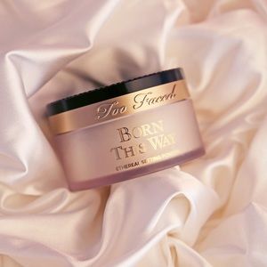 Too Faced Born This Way Ethereal Setting Powder full size